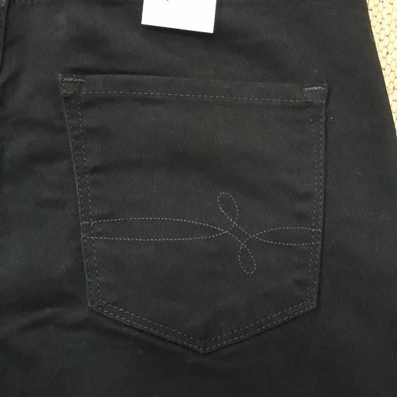 Levi's Women's Mid-Rise Bootcut Stretch Jeans from DENIZEN (Size 10) ~ NEW!!! - Picture 8 of 8